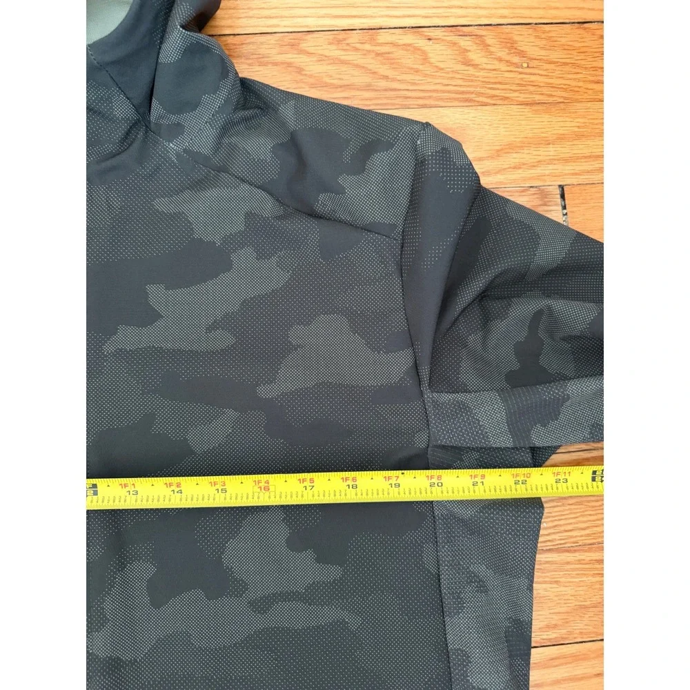 Lululemon Warp Light Packable Jacket Camo Rosemary Green Size L: Hiking, Outdoor - Picture 9 of 12